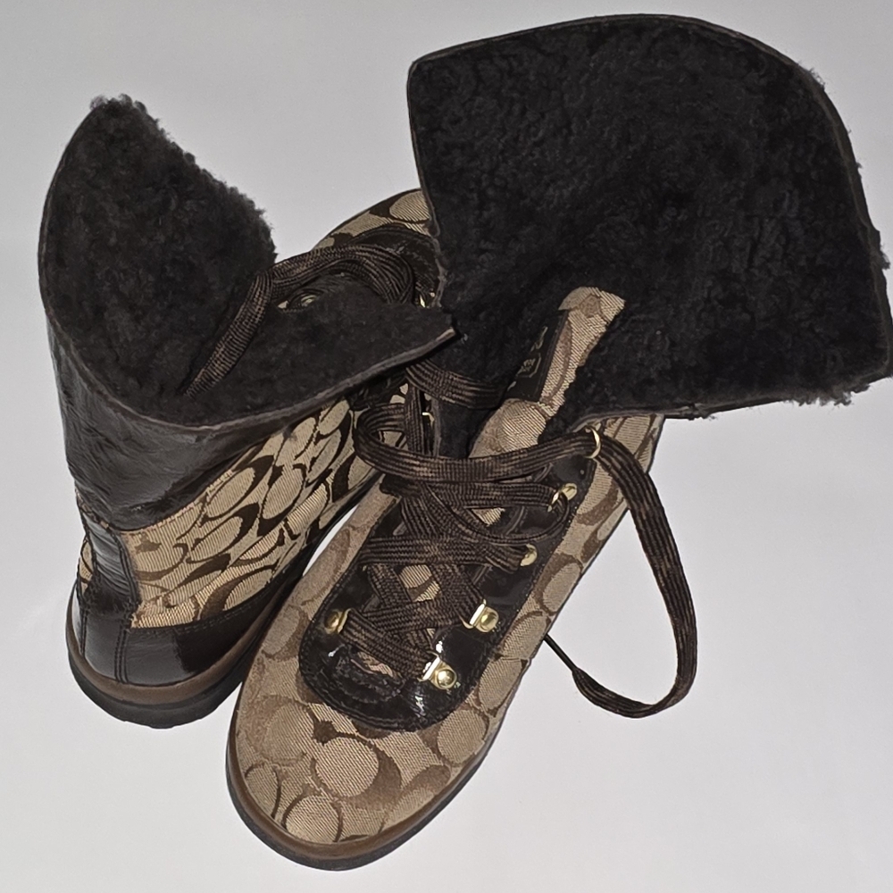 Vintage Coach Jennie Signature Quilted Monogram Boots